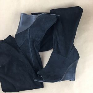 Womens Torrid Open Toe Sued Wedge Boots Size 9.5 W